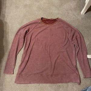 maroon pull over